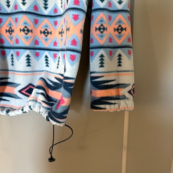 Massive Outdoor fleece pullover - Picture 10 of 16